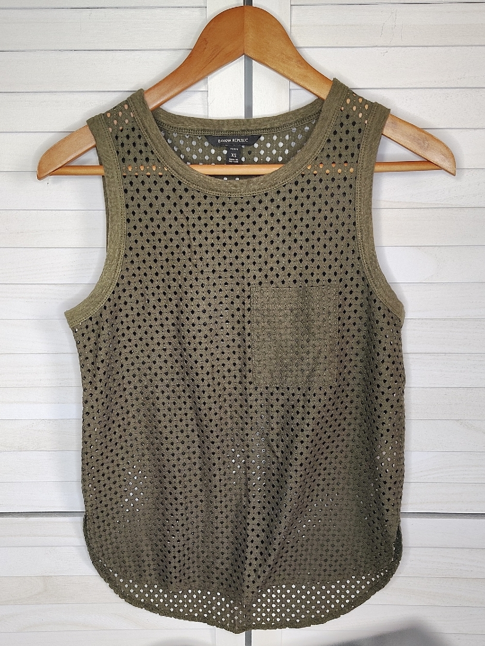 Banana Republic Olive Eyelet Tank Top - Women's